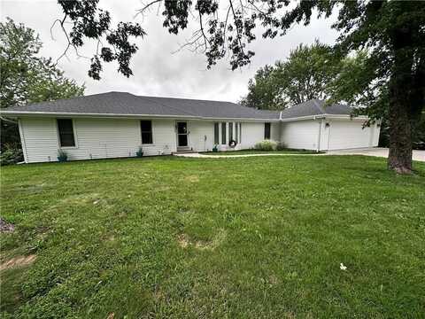 14409 Tillman Road, Smithville, MO 64089