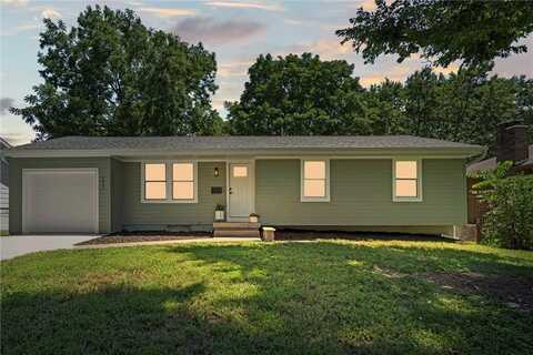 711 SW Williams Street, Lees Summit, MO 64081