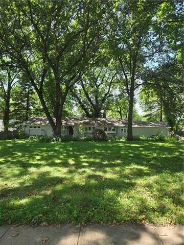 6914 GLENWOOD Street, Overland Park, KS 66204