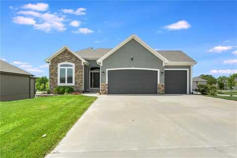 18902 Weaver Street, Spring Hill, KS 66083