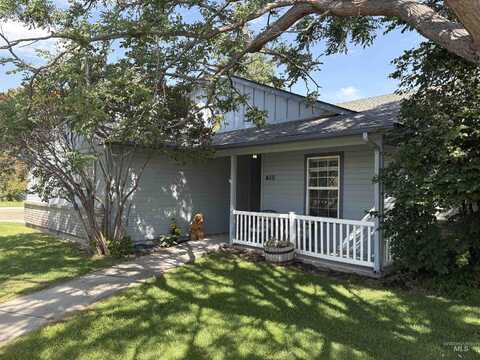 400 Farmall Way, Kuna, ID 83634