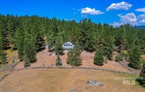 111 Ranch Cir, Cascade, ID 83611