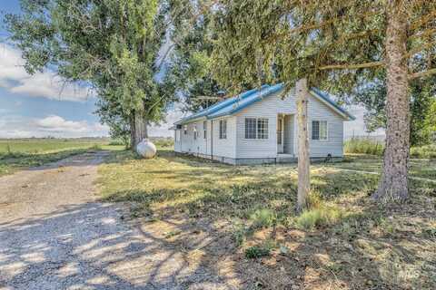 389 Annex Road, Ontario, OR 97914
