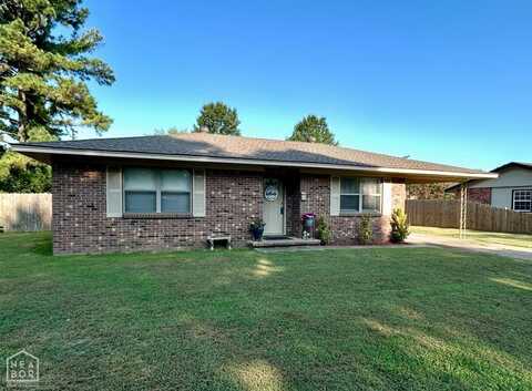 132 S Crest Avenue, Trumann, AR 72472
