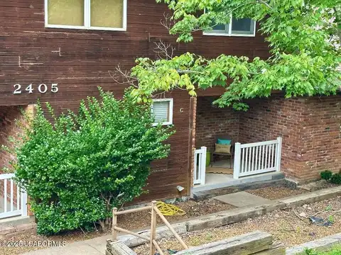 2405 BEASLEY COURT, Jefferson City, MO 65101