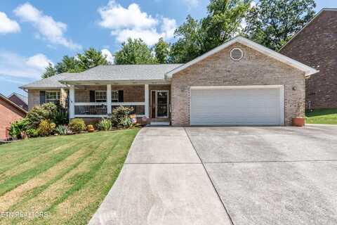 738 Devictor Drive, Maryville, TN 37801