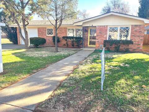 2215 36th Street, Lubbock, TX 79412