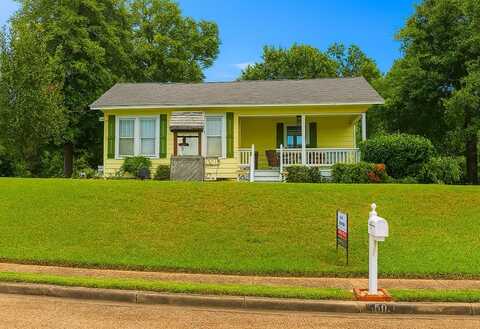 160 E Crockett St., Jasper, TX 75951