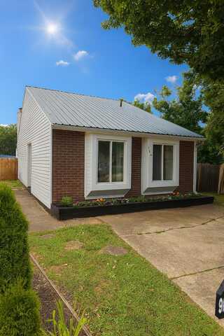 1612 Royal Wood Court, Lexington, KY 40515