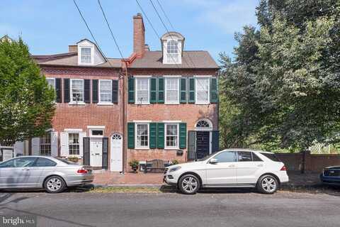 30 THE STRAND, NEW CASTLE, DE 19720