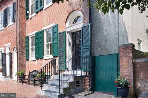 30 THE STRAND, NEW CASTLE, DE 19720
