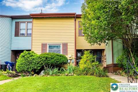 1708 Redwood, White Hall, PA 18104