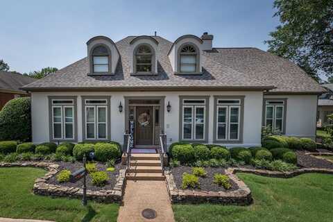 2497 EAGLERIDGE, Memphis, TN 38016