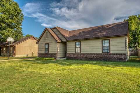 7055 E TEXEL, Memphis, TN 38133