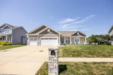 724 Longfellow Drive, O'Fallon, IL 62269