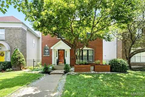 4224 Westminster Place, Saint Louis, MO 63108