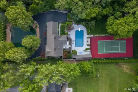 12759 Ladue Road, Saint Louis, MO 63141