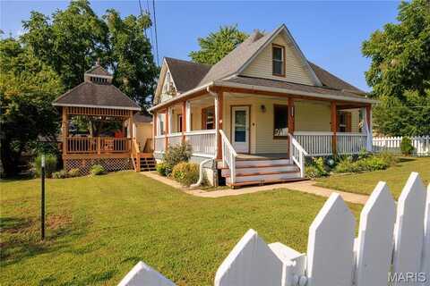 735 Dallas Street, Jackson, MO 63755