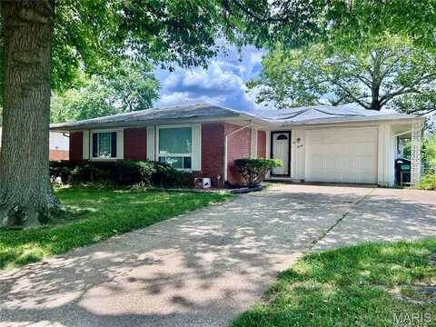 20 Potomac Drive, Fairview Heights, IL 62208