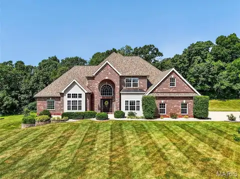 251 Lake Forest Drive, Troy, MO 63379