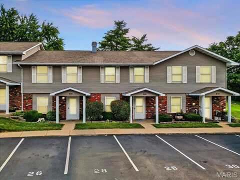 826 Highland Hill Court, Saint Peters, MO 63376