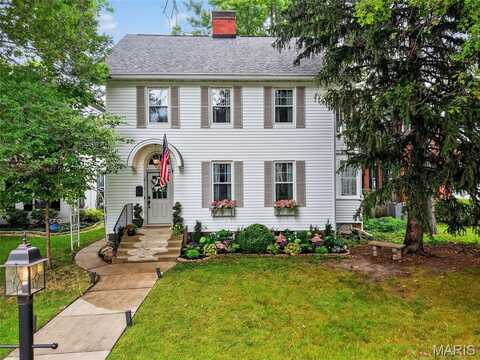 816 Monroe Street, Saint Charles, MO 63301