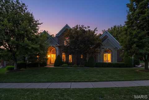 125 Gardner Place, Saint Charles, MO 63301