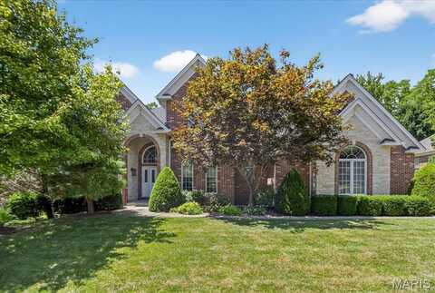125 Gardner Place, Saint Charles, MO 63301