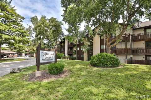 1380 Heritage Landing, Saint Charles, MO 63303
