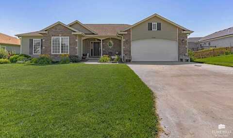 6125 Brookes Way, Manhattan, KS 66502