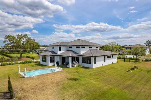 15821 SW 49th St, Southwest Ranches, FL 33331