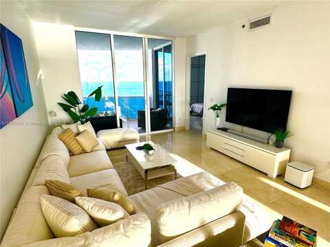 15901 Collins Ave, Sunny Isles Beach, FL 33160
