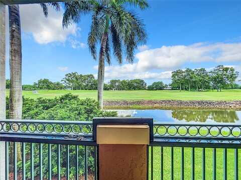 11720 Saint Andrews Pl, Wellington, FL 33414