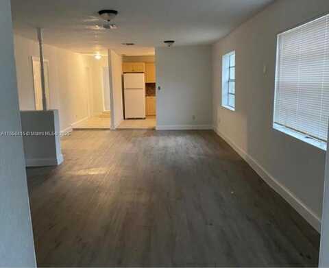 11929 SW 216th St, Miami, FL 33170