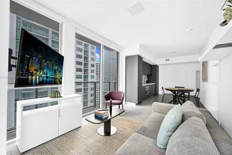 227 NE 2nd St, Miami, FL 33132