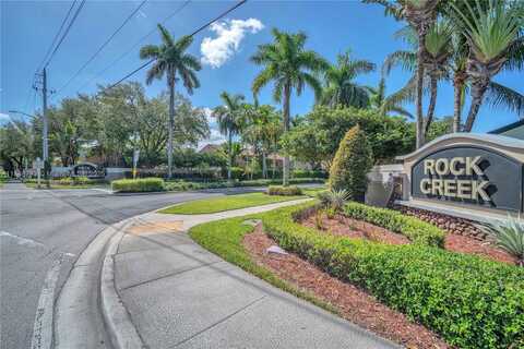66 Forest Cir, Cooper City, FL 33026
