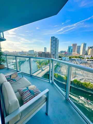 185 SW 7th St, Miami, FL 33130