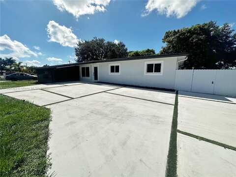 2831 NW 189th St, Miami Gardens, FL 33056