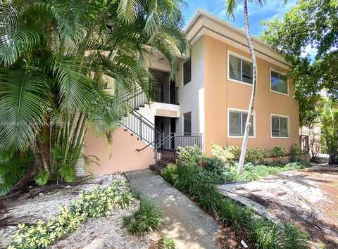 218 Santillane Ave, Coral Gables, FL 33134