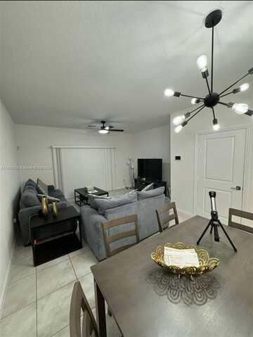 2820 NW 180th St, Miami Gardens, FL 33056