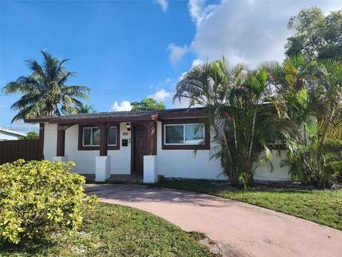 845 NW 199th St, Miami Gardens, FL 33169
