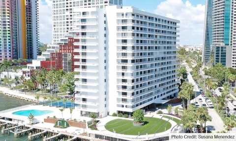 200 SE 15th Rd, Miami, FL 33129