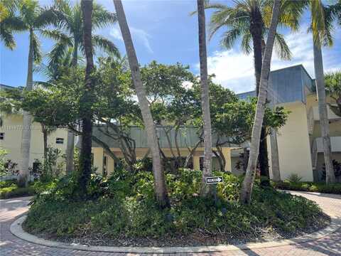 8950 SW 69th Ct, Pinecrest, FL 33156