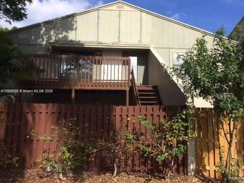 17 Crossings Cir, Boynton Beach, FL 33435