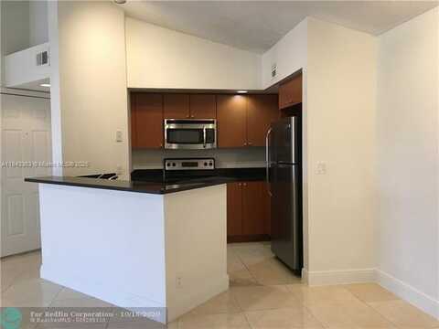 3360 N Pinewalk Dr N, Margate, FL 33063