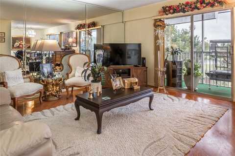 850 SW 133rd Ter, Pembroke Pines, FL 33027