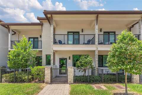4952 NW 83rd Path, Doral, FL 33166
