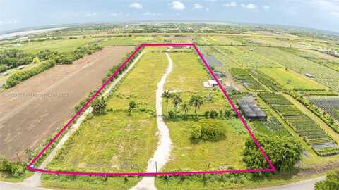 14287 SW 192nd Ave, Unincorporated Dade, FL 33196