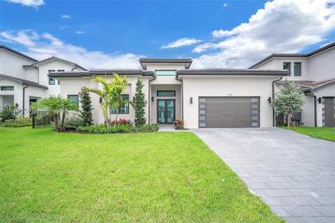 5718 W Ashwood Cir W, Hollywood, FL 33312