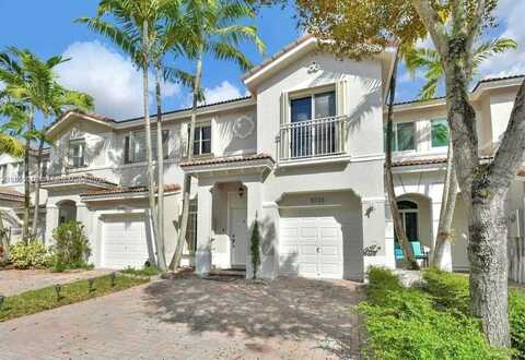 5733 NW 112th Pl, Doral, FL 33178